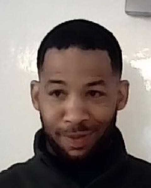 We are looking to trace Anton Newall, aged 36. He is wanted for absconding from HMP Springhill. 
Has connections to Islington in London, Merseyside and the West Midlands. 
❗If you see him do not approach 📞 999 TVP ref 43250369549 ❗
Full details in comments below ⏬