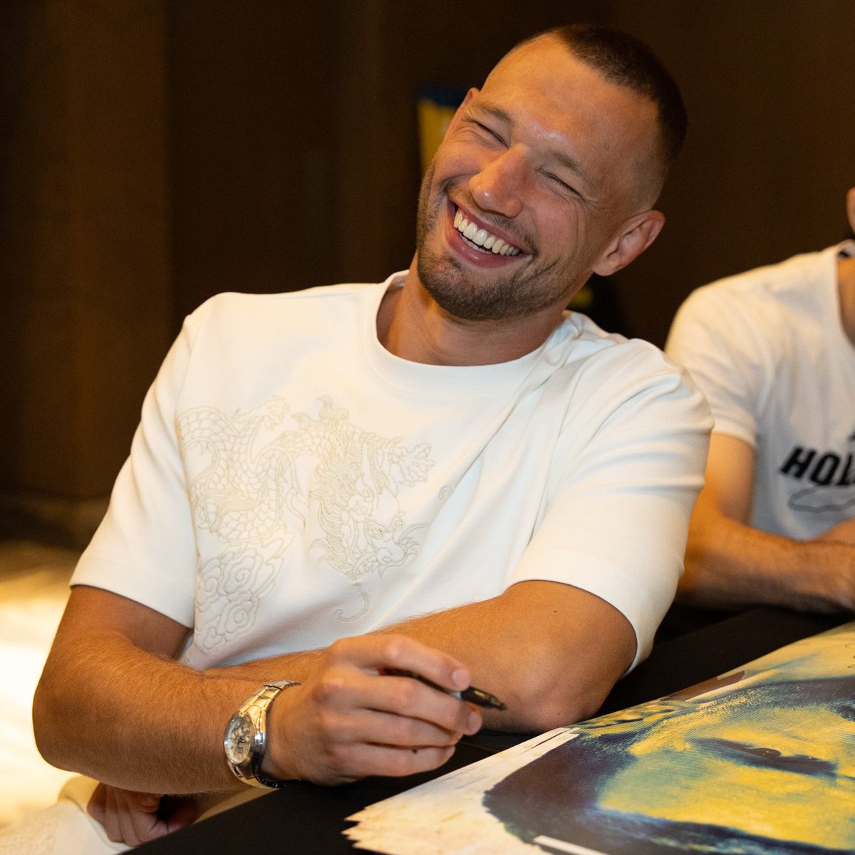 UFCEurope's tweet image. The Dutch Knight ๐ณ๐ฑ โ๏ธ
All smiles as Reinier de Ridder checks in for fight week!
#UFCAbuDhabi | @VisitAbuDhabi | @InAbuDhabi | #InAbuDhabi