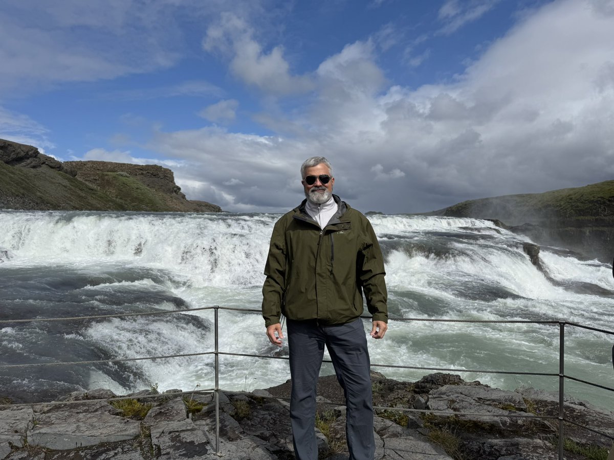 brenthitson's tweet photo. #Iceland 🇮🇸 https://t.co/iM43CIPJ4o
