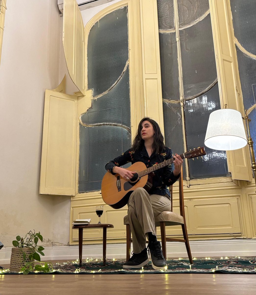 Este jueves y viernes #FadaFalú se presenta en el marco de “Córdoba de los Patios”, en el Multiespacio Cultural Bancor (Entre Ríos 119, Centro, Córdoba)  

Habrá doble función a las 15.30 y 17hs cada día, #gratis (se suspende por lluvia, pues es en el patio!)