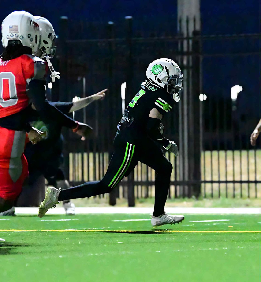 Photo dump 📸 <a href="/Colbykwilliams/">COACH WILLIAMS 🦅</a> <a href="/JayValai/">Coach Valai</a> <a href="/COACHJUICE_/">Justin Johnson</a> <a href="/Coach_Leftwich/">Mack Leftwich</a> <a href="/CoachJoshLynn/">Josh Lynn</a> <a href="/CoachEmmett/">Emmett Jones</a> <a href="/PlayForTheC/">Canyon HS Football</a> <a href="/WTCoachRuss/">Coach Russ</a>