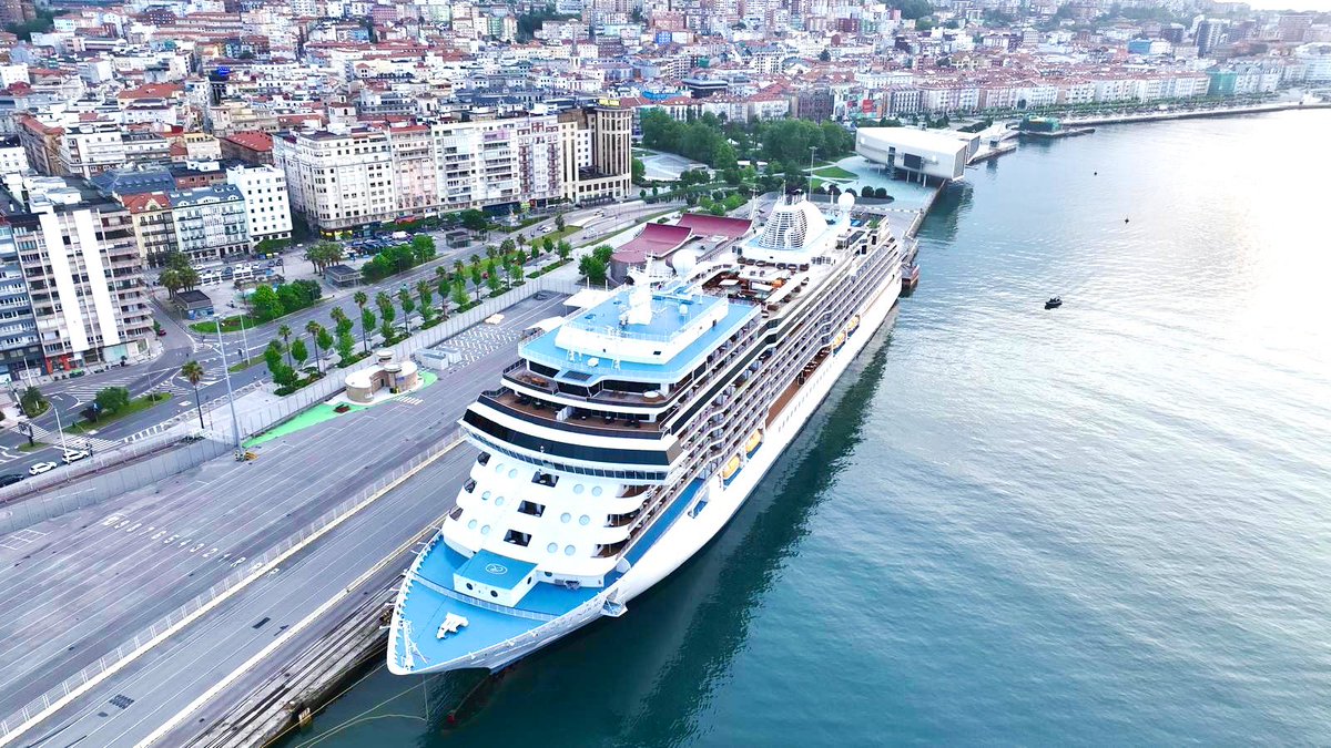 Seguimos avanzando en la integración #puerto-#ciudad gracias al Foro Permanente: con diálogo, lealtad, coordinación y acuerdos importantes que se están materializando para mejorar el frente marítimo de #Santander 🌆🤝🚢
#DistritoUrbanoPortuario
