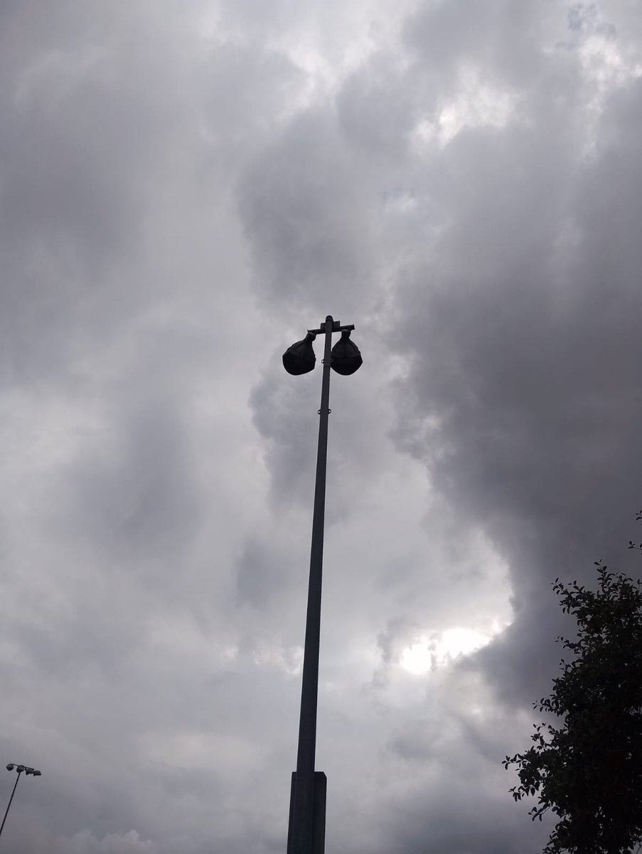 DELTA9_DELTA9's tweet image. wtf has happened to our summer north Birmingham uk 6.30pm #geoengineering #climatescam #birminghamuk #nexrad #doppler
@Gp1ggy1
@Raggedyedge1
@IonisedSkyWatch
@Elizabe32413720
