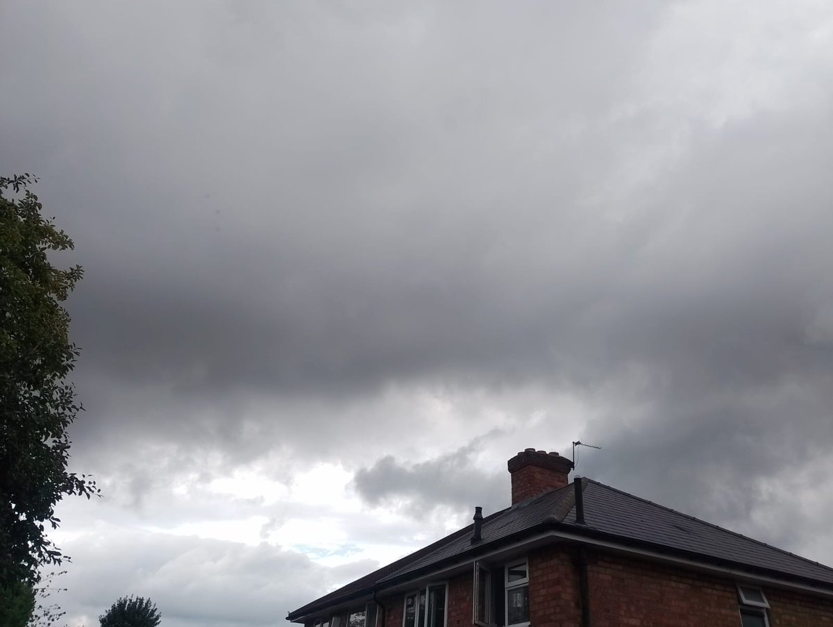DELTA9_DELTA9's tweet image. wtf has happened to our summer north Birmingham uk 6.30pm #geoengineering #climatescam #birminghamuk #nexrad #doppler
@Gp1ggy1
@Raggedyedge1
@IonisedSkyWatch
@Elizabe32413720