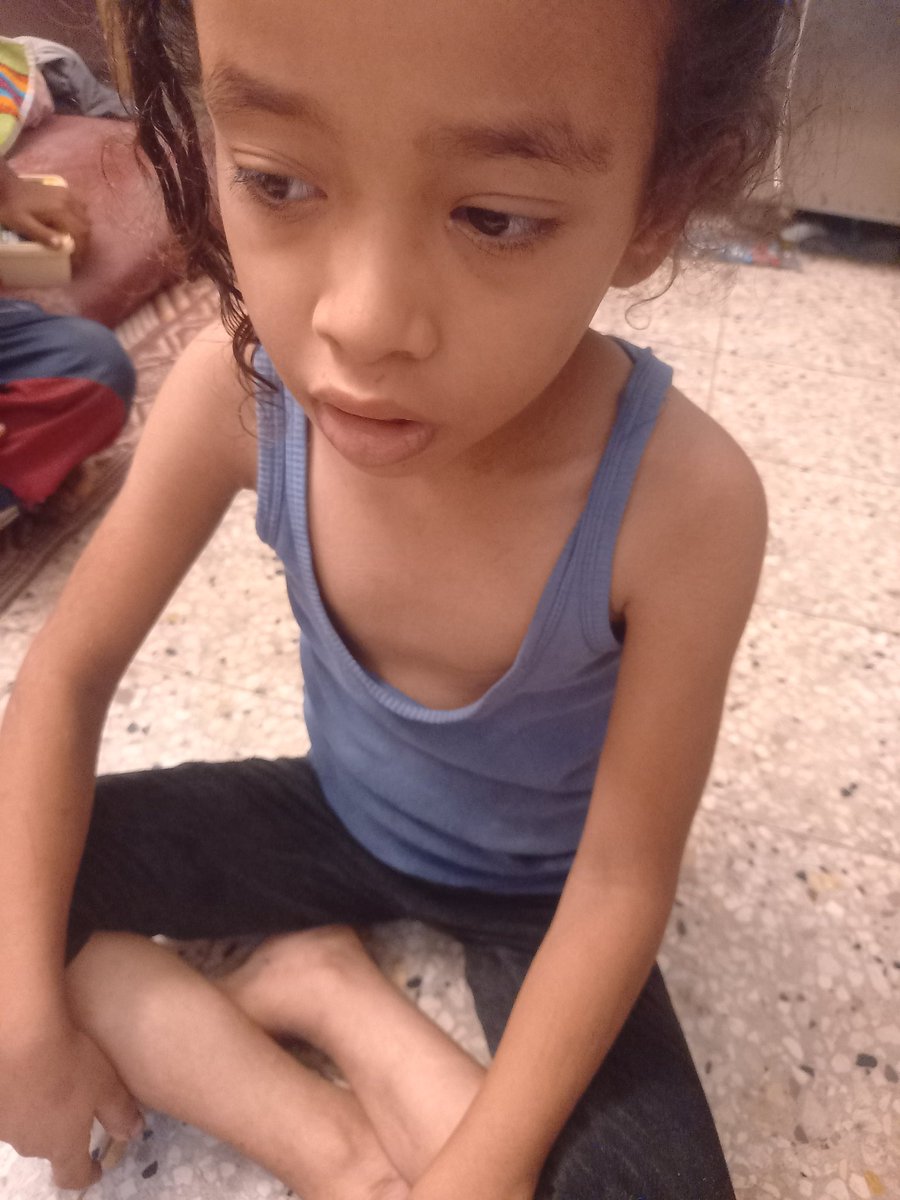 Moayad36638077's tweet image. Batoul, my little angel, her beauty has gone from extreme hunger. I fear for her because she will not be able to move or play, and neither will her siblings, but she is the most difficult because she is the youngest. Please donate to Batoulhttps://chuffed.org/project/139366