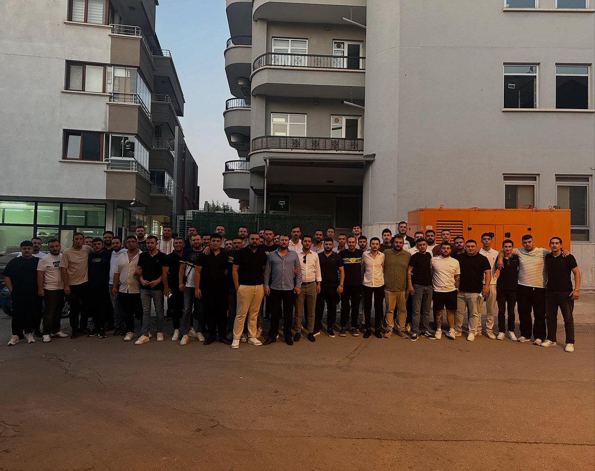 GFB 06 olarak yeni sezon öncesi semt, uni ve lise temsilciliklerimizle birlikte toplantımızı gerçekleştirdik. 

#GFB06