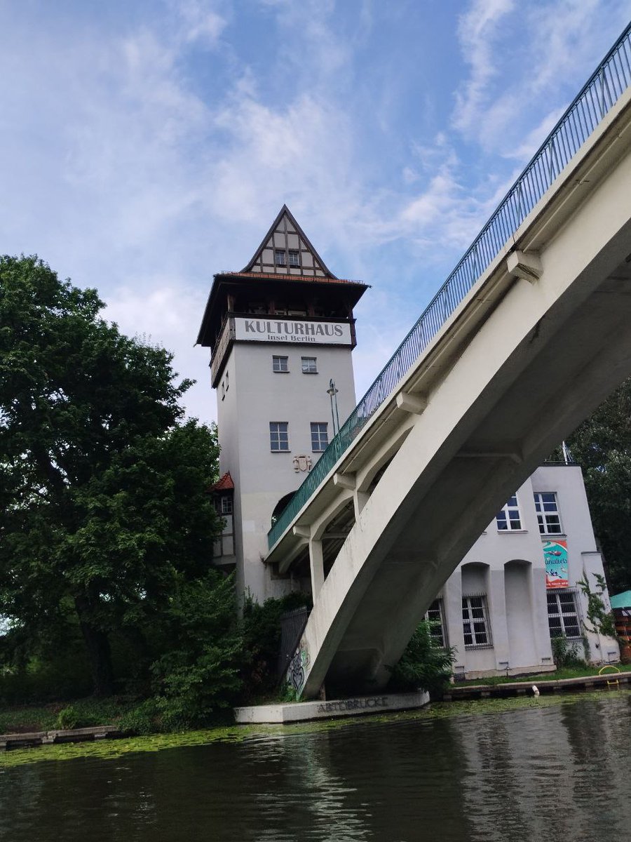 TobiasMPeterka's tweet image. Heute Vormittag stand ein spannendes Informationsgespräch im Bundesministerium der Finanzen auf dem Programm unserer Besuchergruppe. Den Abschluss bildete eine eindrucksvolle Schiffsrundfahrt auf der Spree, das war für viele ein echtes Highlight.