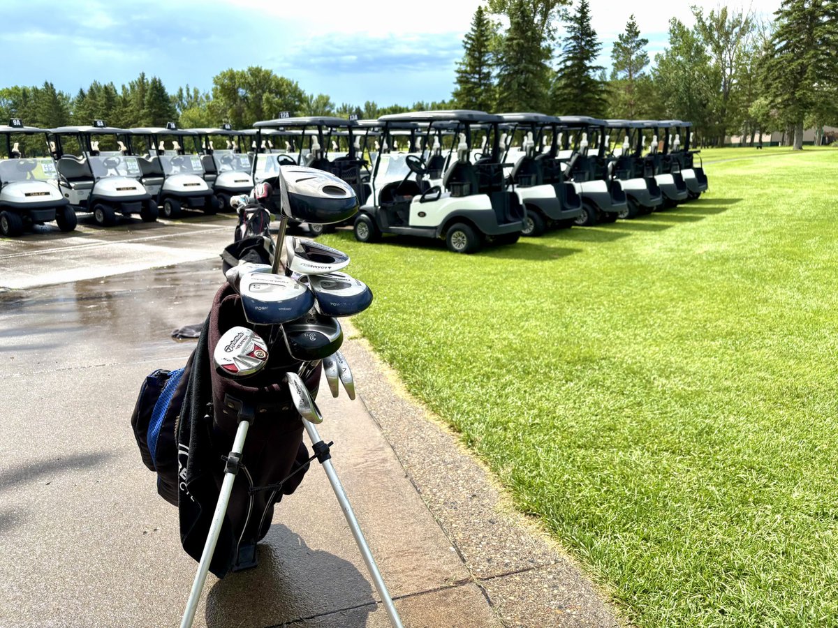 NDSoyGrowers's tweet image. 🌧️➡️☀️This morning’s rain cleared just in time for a perfect afternoon at our 12th Annual Jamestown Golf Tournament! ⛳️
Big thanks to our golfers & generous sponsors… we couldn’t do it without you. Enjoy the sunshine & good luck on the course! 🏌️♂️🏌️♀️