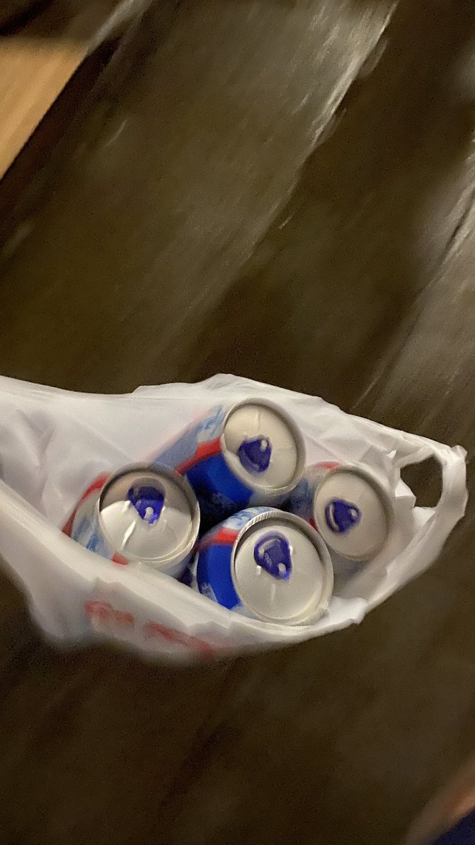 来完姨妈半夜说想微醺一下