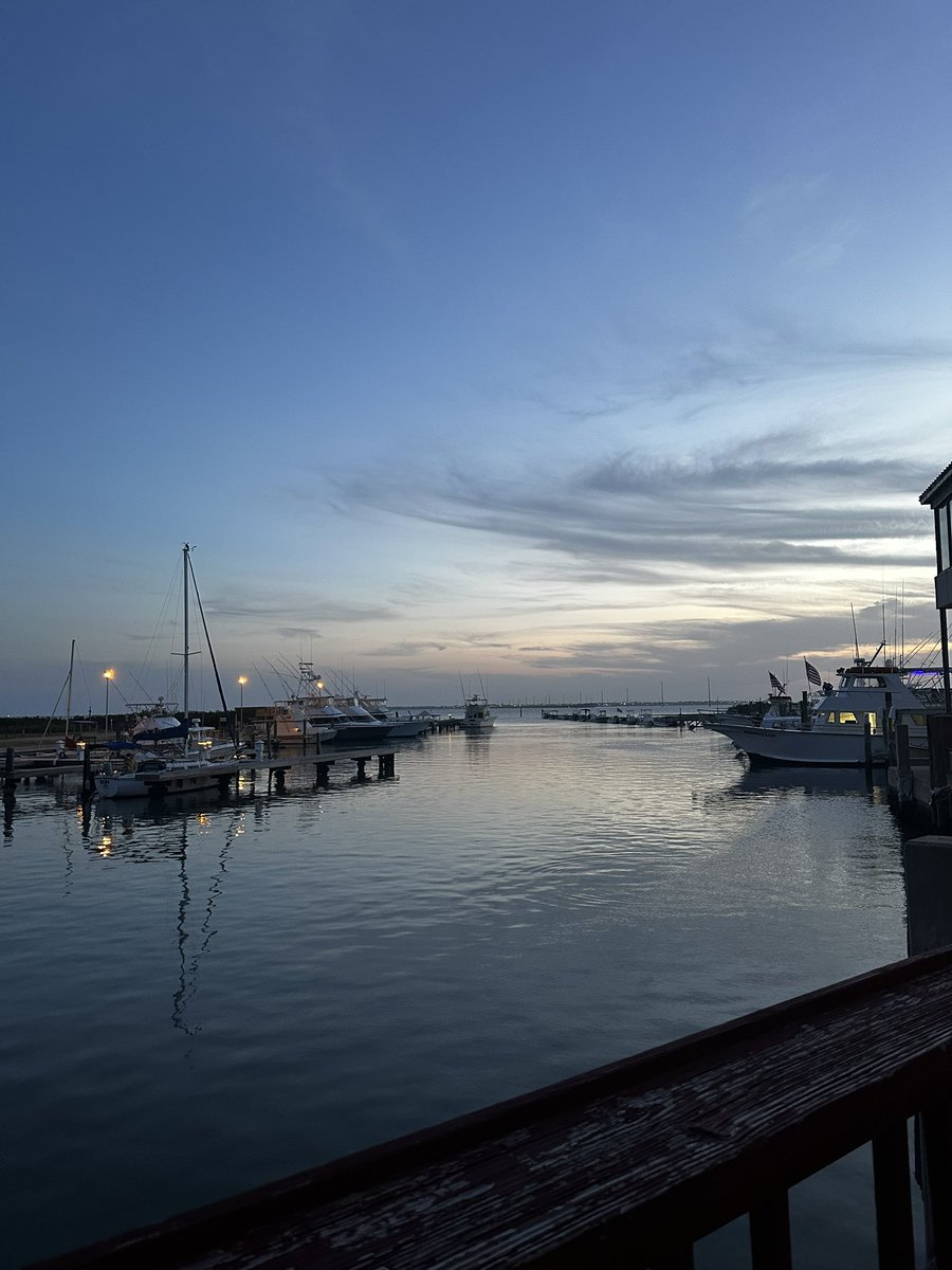 ReginadelC's tweet image. Yo en Grecia buscando atardeceres y el mejor siempre en la isla del padre… 💙🩵