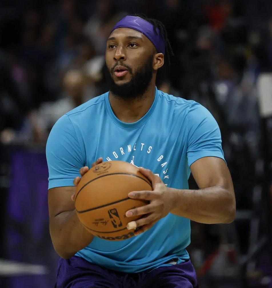 esidery's tweet image. The Rockets signed Josh Okogie to a one-year deal, per @ShamsCharania.
Houston gets another athletic defense-first wing into their rotation.
