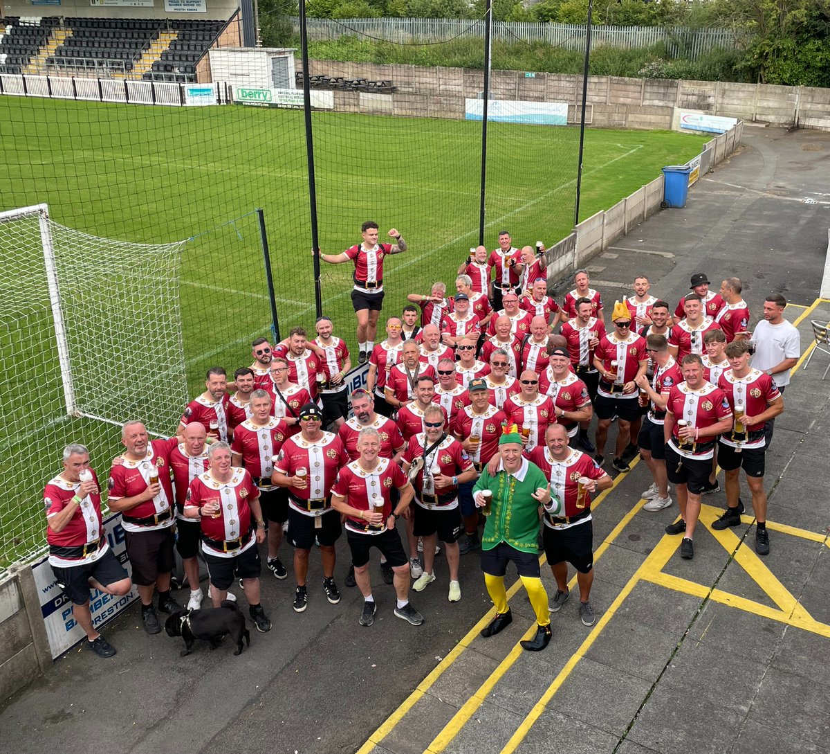 NorthernPremLge's tweet image. 🍻🎅 On Saturday, Bamber Bridge were visited by the Cycling Santa's of the Preston Bike Binge!
They made the trip to the SFC Stadium as part of their 'Jingle Ale The Way Tour 2025', raising money for local charities 👏
@PitchingIn_ | @BamberBridgeFC