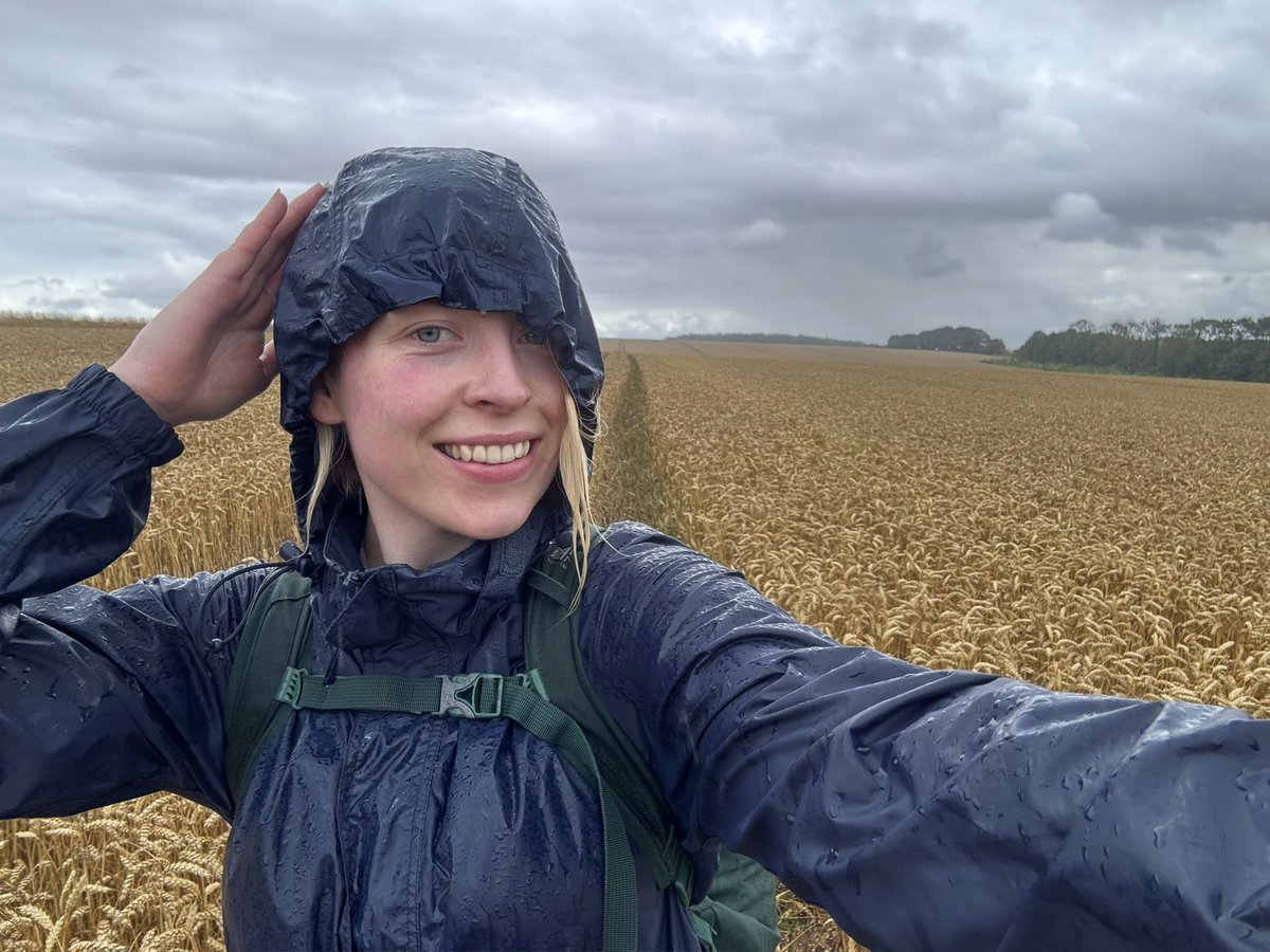 juliet_turner6's tweet image. Not the best weather for fieldwork but I did get all my pollinator transects done before the storm rolled in 🌧️ #Ecology