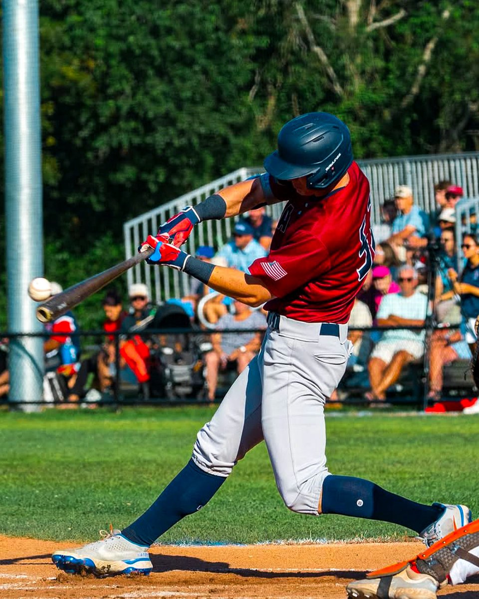 GatorsBB's tweet image. Cape bomb courtesy of Hay Yo 🧃
#GoGators x @WarehamGatemen
