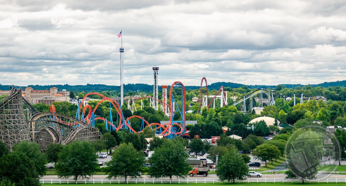 Thrilltography1's tweet image. For this week's #TrainlessTuesday, we take a short journey back in time to before Wildcat got its revenge and Sidewinder was JollyRancherfied at @Hersheypark.