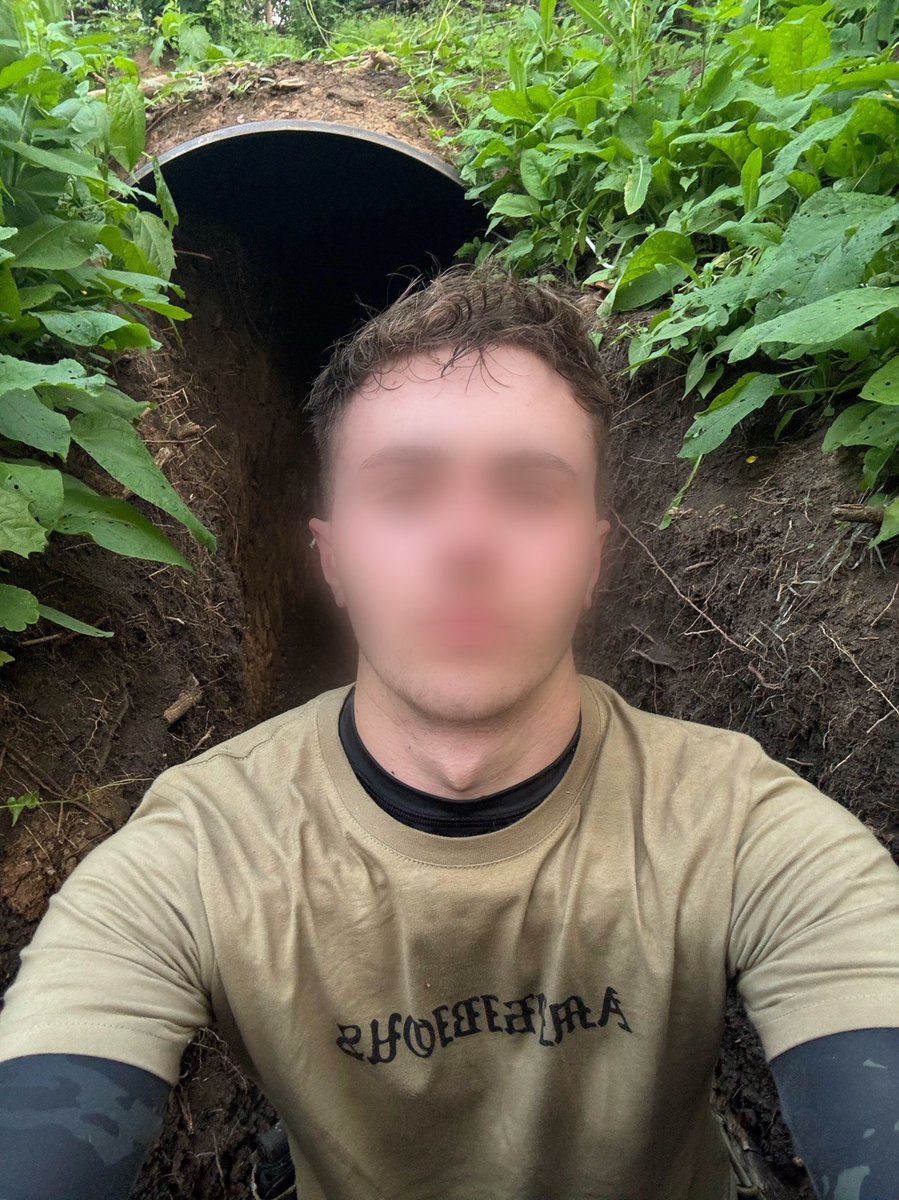 lutvvvun's tweet image. В 11 років я відчував повагу та вдячність до небайдужих людей з картонками в руках. Зараз я відчуваю теж саме.