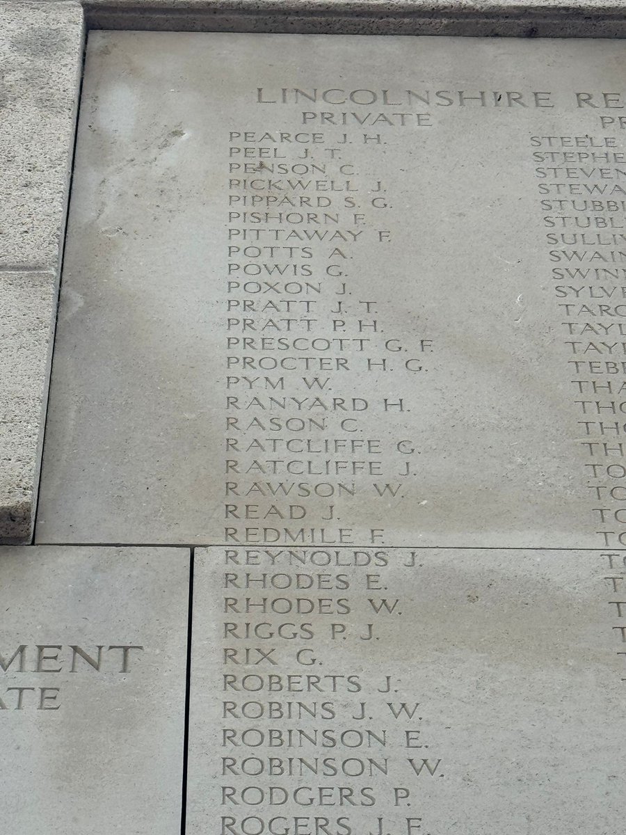 AndrewRawson11's tweet image. My son has found his g-g-g-uncle's name, William Rawson, on the Menin Gate.