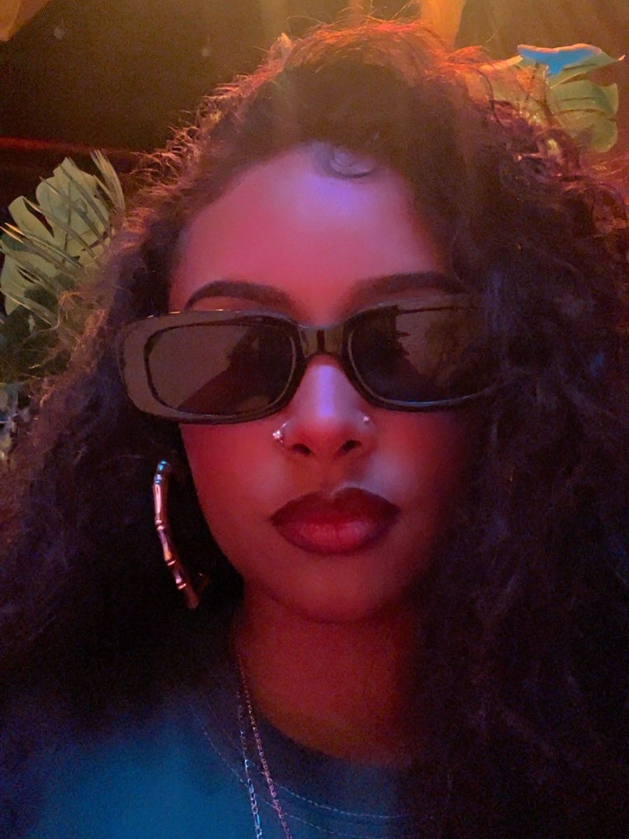 ShantelMayMusic's tweet image. look again.