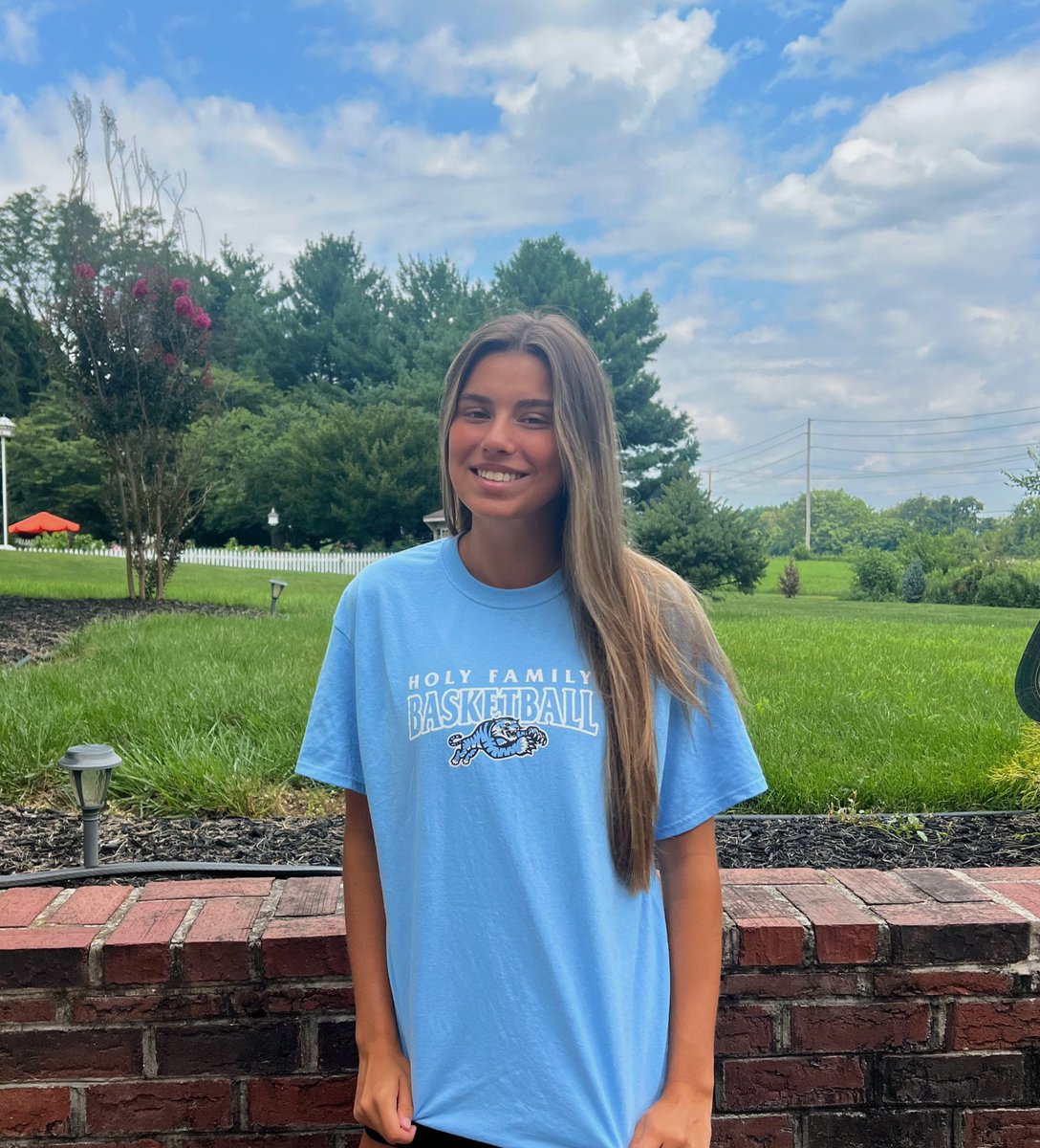 I am so excited to announce my commitment to further my athletic and academic career at Holy Family University! Huge thank you to my family, trainers, and coaches for their endless support! Thank you to Coach Bern and the rest of the HFU staff for giving me this opportunity!