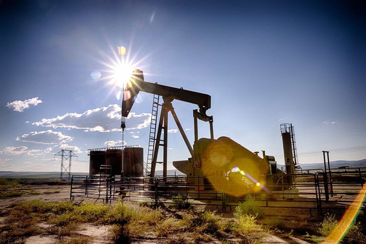 beyond_capital's tweet image. US oil production is hardly independent. It must export oil to other countries, not as a finished product but in order to refine the oil. At the rate Mordor is making enemies profits made on oil is going to be a rough road. socialistplanningbeyondcapitalism.org/why-mordor-wil…