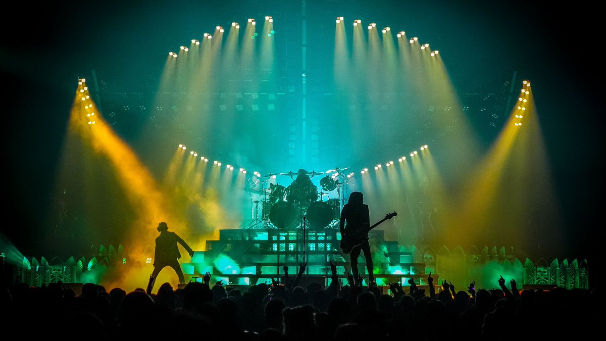 tdgarden's tweet image. [A MESSAGE FROM THE CLERGY]

Your energy was undeniable at TD Garden. To the most faithful congregation—thank you for a night of unforgettable rituals and a roar that will echo for ages.

📸: Brian Babineau