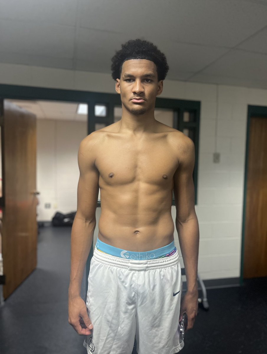 PolacheckKSR's tweet image. NEW: Kentucky has reached out to 2026 four-star forward Maximo Adams, he tells KSR+.
Adams' older brother, Marcus, played for Mark Pope at BYU during the 2023-24 season.
"He’s a great coach."
READ (+): on3.com/sites/kentucky…