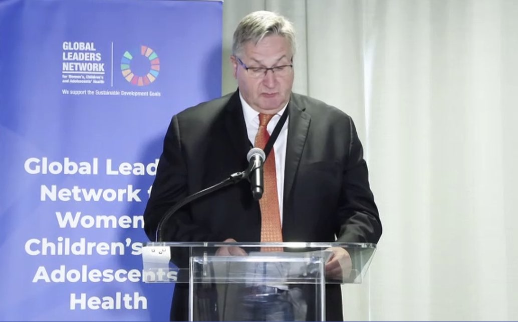 GLN_Community's tweet image. #HLPF2025: “Now is the time to wield our collective power to uphold women’s rights, build resilient health systems, and dismantle the inequities driving maternal, newborn, and child deaths.” — Andrew Saberton, Deputy Executive Director, Management, @UNFPA
@UNICEF @PMNCH