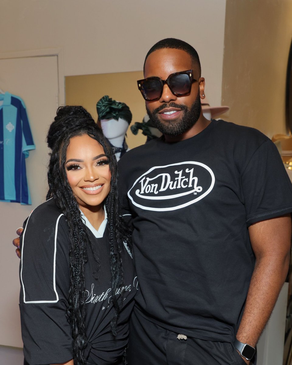 justjecoby's tweet image. last week at the #ESPYS gifting suite, pretending to know something about sports. 🤷🏾‍♂️