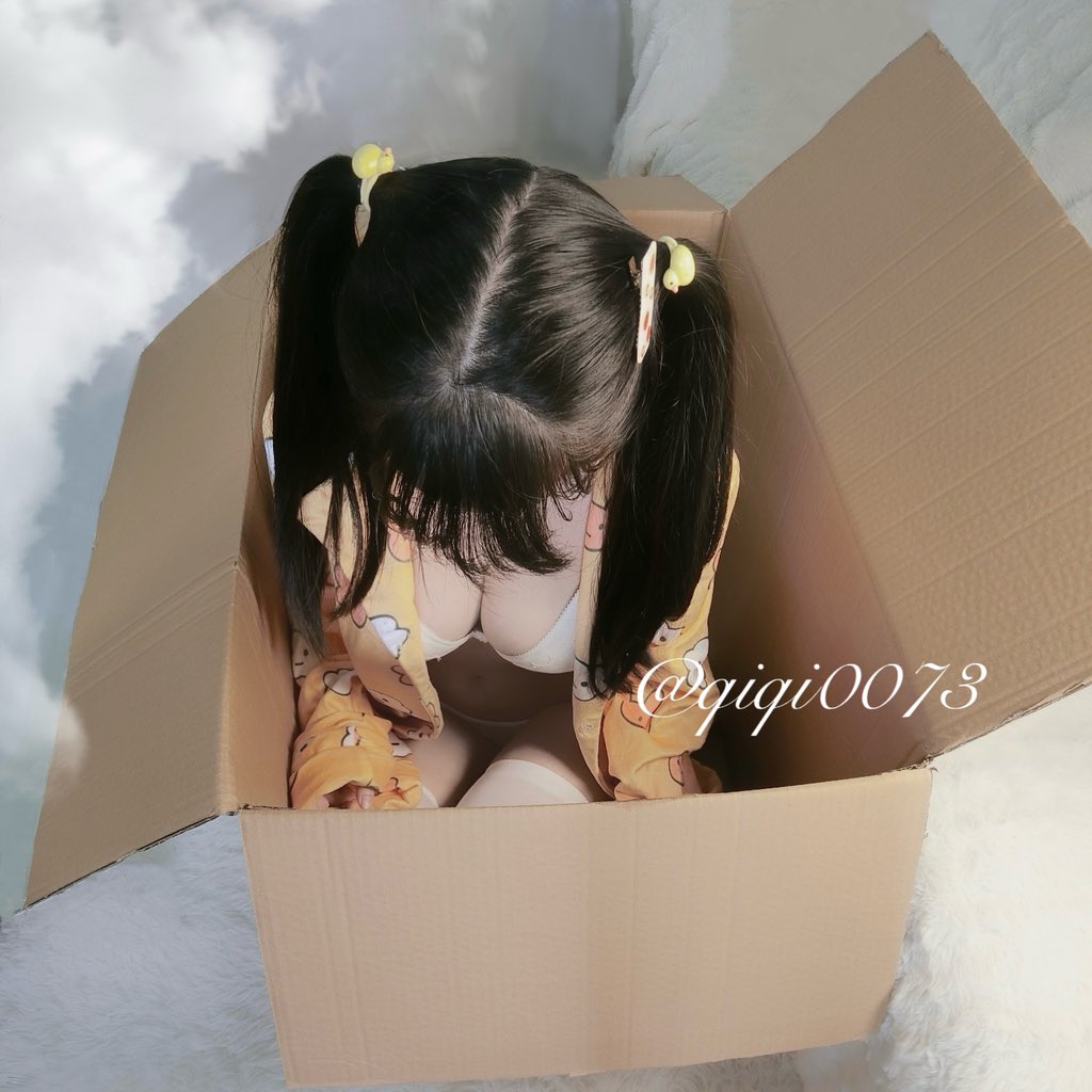 黄推福利内容 - AAA水管维修小李的精彩图片 福利姬AAA水管维修小李分享的黄推图片4 - 网红私拍内容