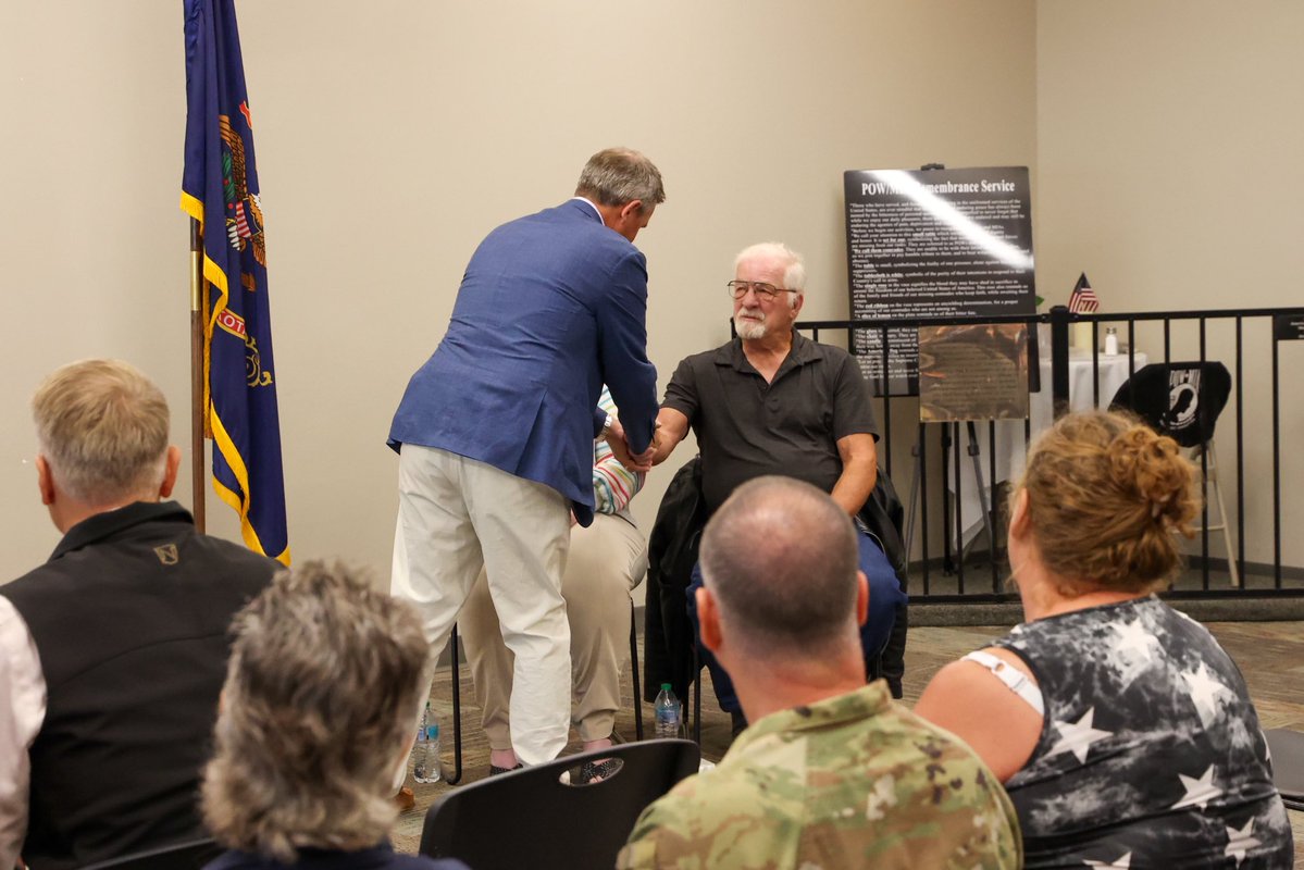 GovArmstrong's tweet image. Honored to join in the bridge renaming ceremony in remembrance of Spc. Jon P. Fettig in Dickinson.
Every person who passes the bridge on state highway 22 over the Heart River will receive a poignant reminder that freedom isn't free. His legacy of service and his ultimate…