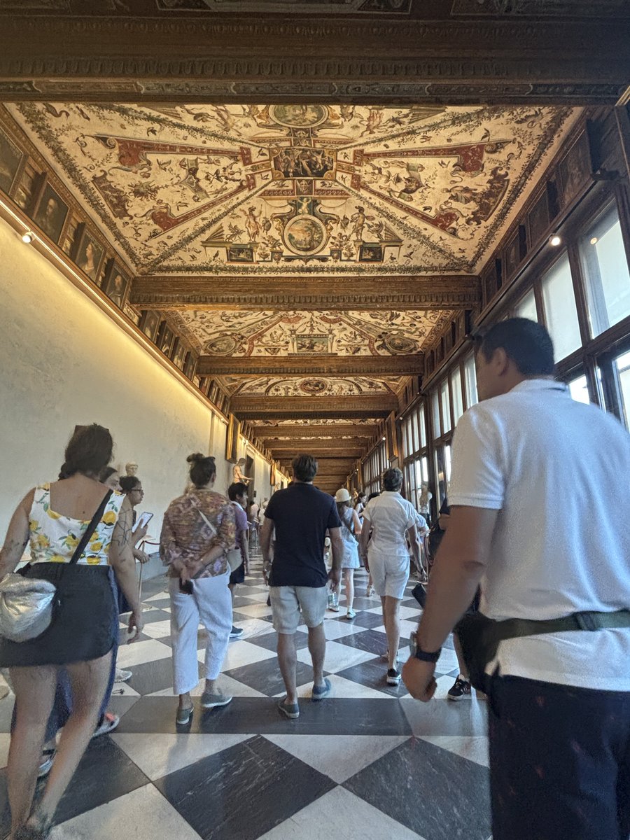 easyfirenze's tweet image. ãŠãã£ãã£çŸè¡é€šãž
éè·¯ãããŽã§ãããªå®®æ®¿ã«åããŠã®åç(4æç®)ã«äœãè¶³ããªããã®ãªãïŒéåæãªãïŒ
ããïŒã¯ã¬ãŒã³è»ðïžããªãã®ãçŽ20幎éãã®éãçŸä»£ãªããžã§ã®ããã«æ¯è²ã®éªéãããŠããã©ã6æã«æ€å»ãããã®ããã¹ãããªïŒ