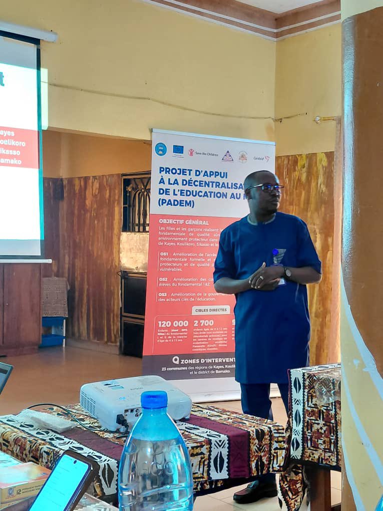 ONG AMSS (@ong_amss) on Twitter photo 📍Koulikoro | 7-21 juillet 2025
🇲🇱 Formation des formateurs sur l’approche #EnablingTeachers dans le cadre du projet #PADEM, financé par l’#UnionEuropéenne et mis en œuvre par <a href="/save_children/">Save the Children International</a>, @ONGAMSS, #CAEB & #Cordaid.
Lire plus: facebook.com/share/p/19jCae…
#Education #UE #Mali 📍Koulikoro | 7-21 juillet 2025
🇲🇱 Formation des formateurs sur l’approche #EnablingTeachers dans le cadre du projet #PADEM, financé par l’#UnionEuropéenne et mis en œuvre par <a href="/save_children/">Save the Children International</a>, @ONGAMSS, #CAEB & #Cordaid.
Lire plus: facebook.com/share/p/19jCae…
#Education #UE #Mali
