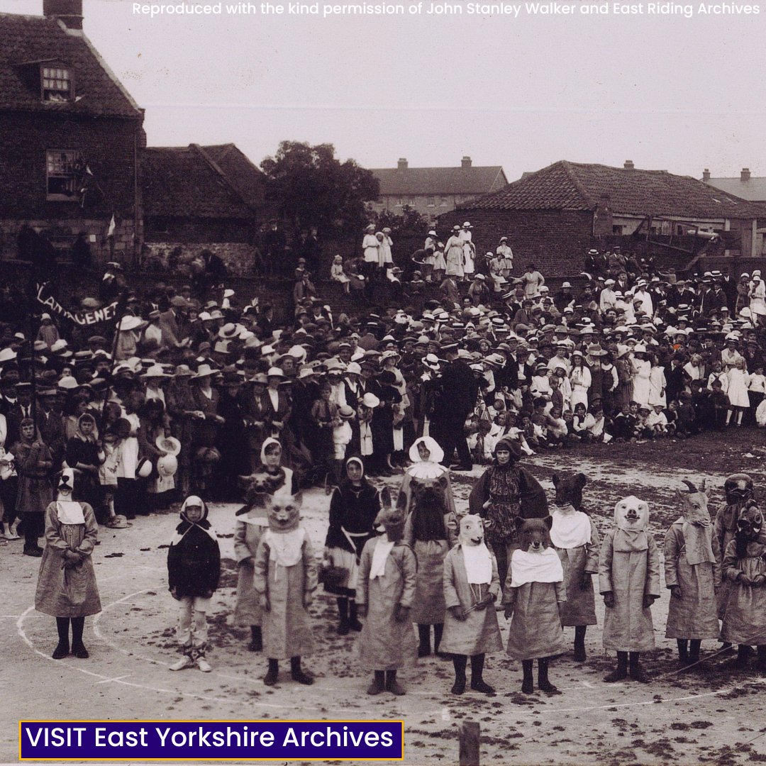 SocGenealogists's tweet image. 📍 In Beverley or nearby? Join us TOMORROW (Wed 24 July, 10:00–12:00) for a behind-the-scenes visit to East Riding Archives!

Explore local records &amp;amp; uncover your East Yorkshire ancestors.

👉 Book now: portal.sog.org.uk/Event/view/102…

#Genealogy #EastYorkshire #Archives #FamilyHistory