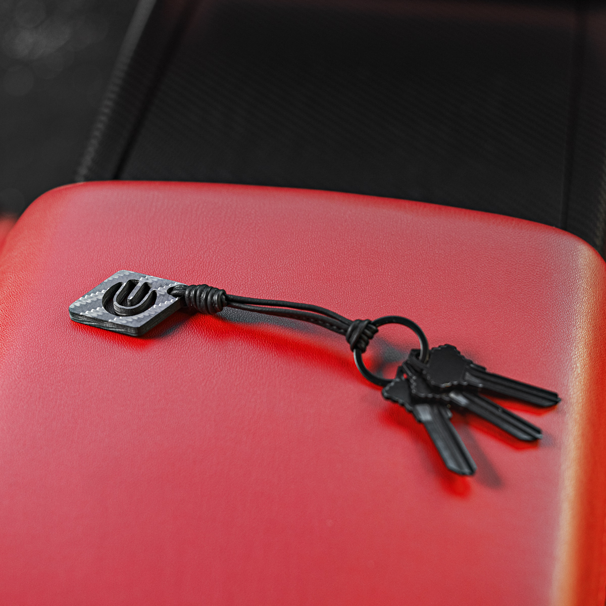 UnpluggedTesla's tweet image. The very best craftsmanship, now distilled into your pocket.
Made in partnership with Koenigsegg Advanced Manufacturing (KAM)—yes, the same KAM that brings Koenigsegg’s extreme carbon mastery to life.
All UP x KAM parts are made exclusively from their proprietary carbon fiber…