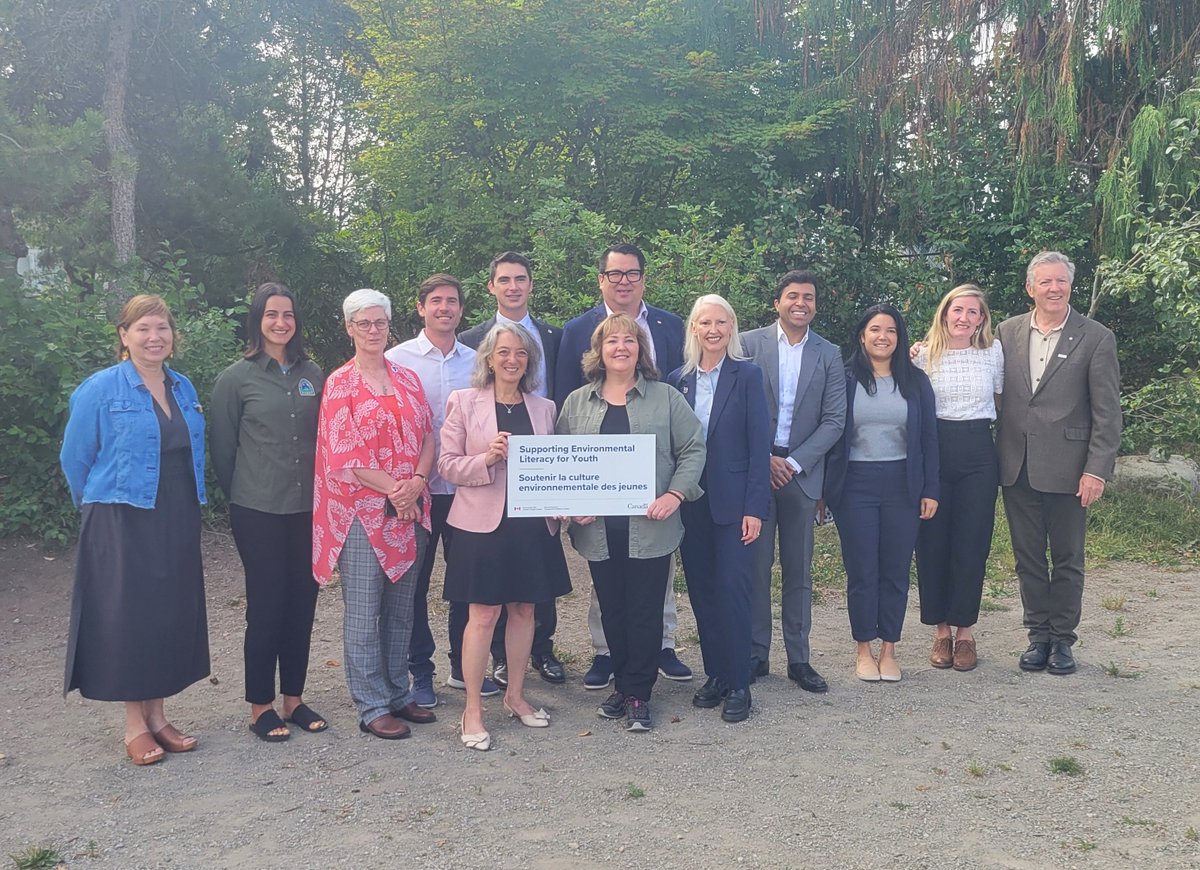 environmentca's tweet image. Canada invests over $14.4M in 17 projects to boost #youth environmental literacy — empowering the next generation to lead on #ClimateAction. 🌎
Learn more: ow.ly/a3h450WtvFM