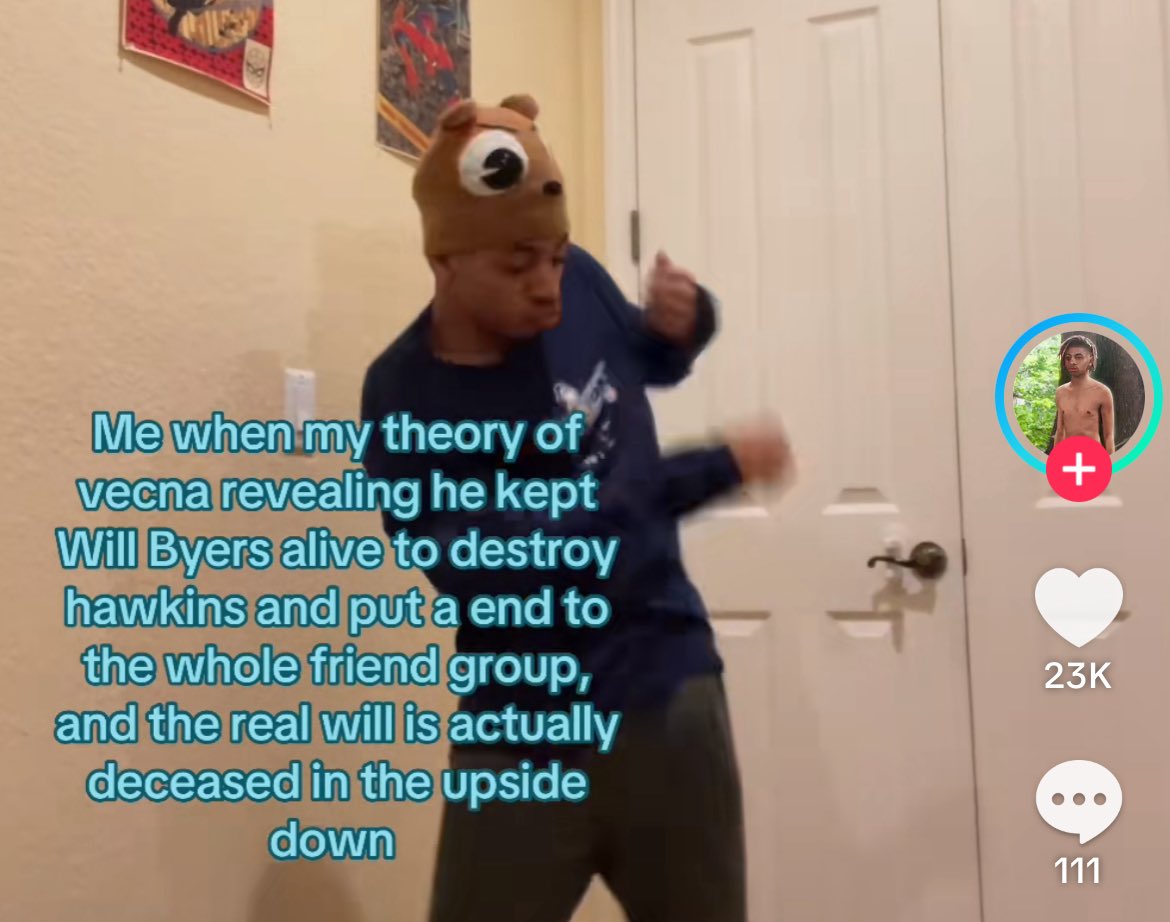 8Osaesfilm's tweet image. i hate this theory so much. you guys want the gay main character to be an evil villian so bad.