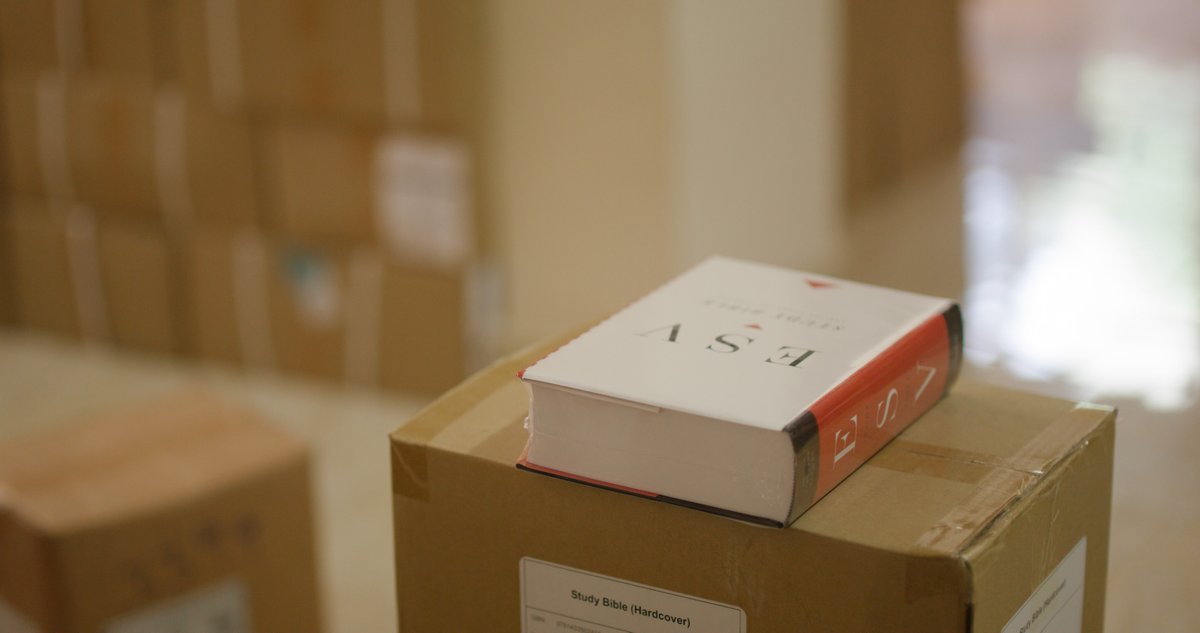 crossway's tweet image. 🌍 There are pastors across the Global South who lack access to biblical materials like study Bibles to aid them in their ministry work. You can partner with Crossway Global Ministry to help equip pastors with the tools they need to shepherd well!
crossway.org/donate/interna…