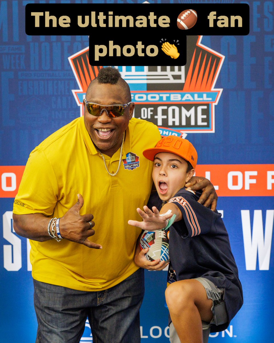 onlocationexp's tweet image. The best football fans show up and show out in Canton 🏉 and we’re just under 2 weeks away from watching more legends get their gold jackets 🤩
Tap the link for #OnLocation ticket packages ➡️ bit.ly/3Ty86RH @ProFootballHOF