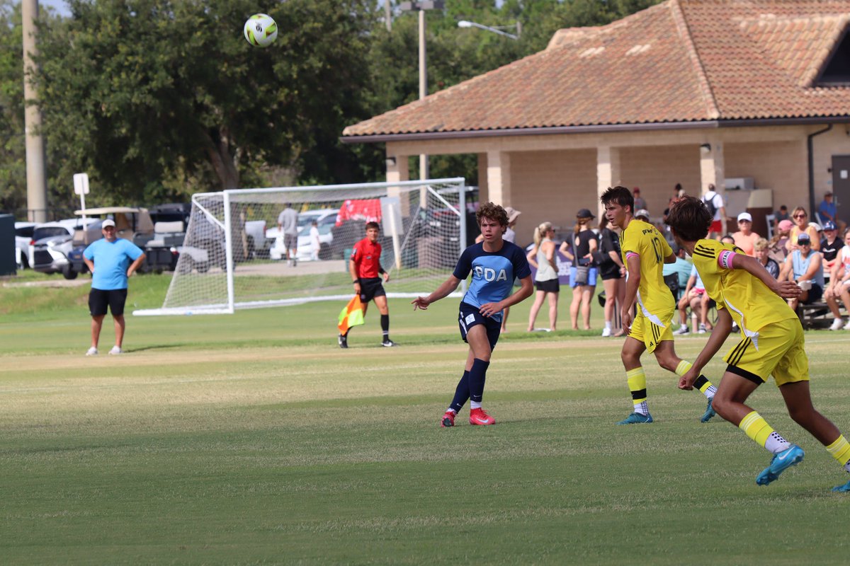 Photo bomb from today’s first U19 National Championship game vs Galaxy!!! 📸🔥 Big thanks to Cip for the shots! Let’s rest up and get ready to bring it tomorrow! 💪 #PDAHibos #PDAProud