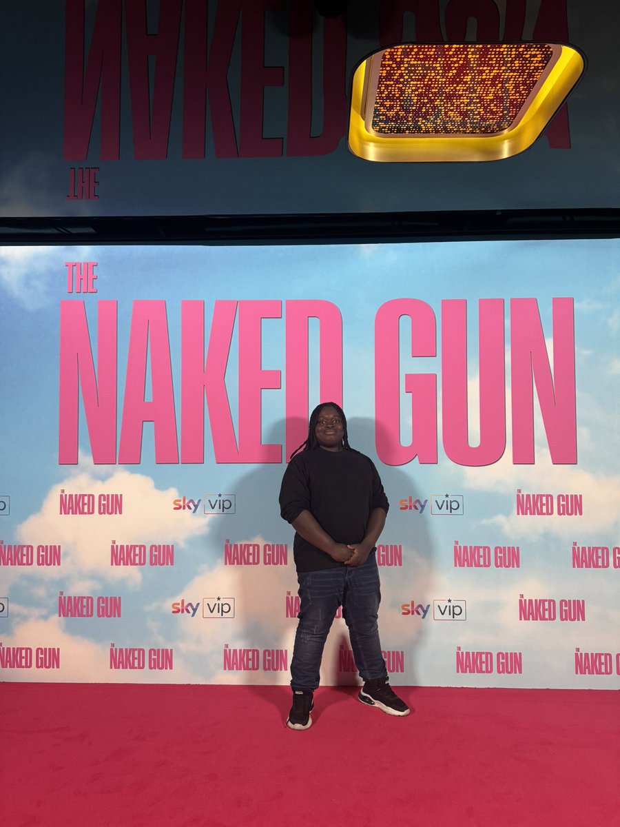 LuminousDagger's tweet image. I’m at the UK Premiere thanks to @empiremagazine and I’m ready to revisit the wacky world of The Naked Gun!