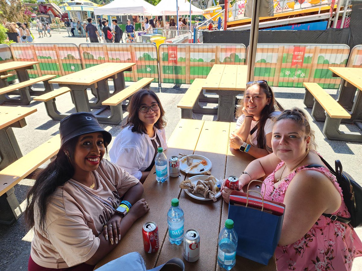 ClearlineCPA's tweet photo. Our annual Office Summer Smash was a hit. 
We spent the day at Playland with our friends and families soaking up the sun. 

A backyard style barbeque capped off the day with fresh burgers, salads, and all the summer classics. 

Great weather, great food, and even better company. https://t.co/tfQAnSValb