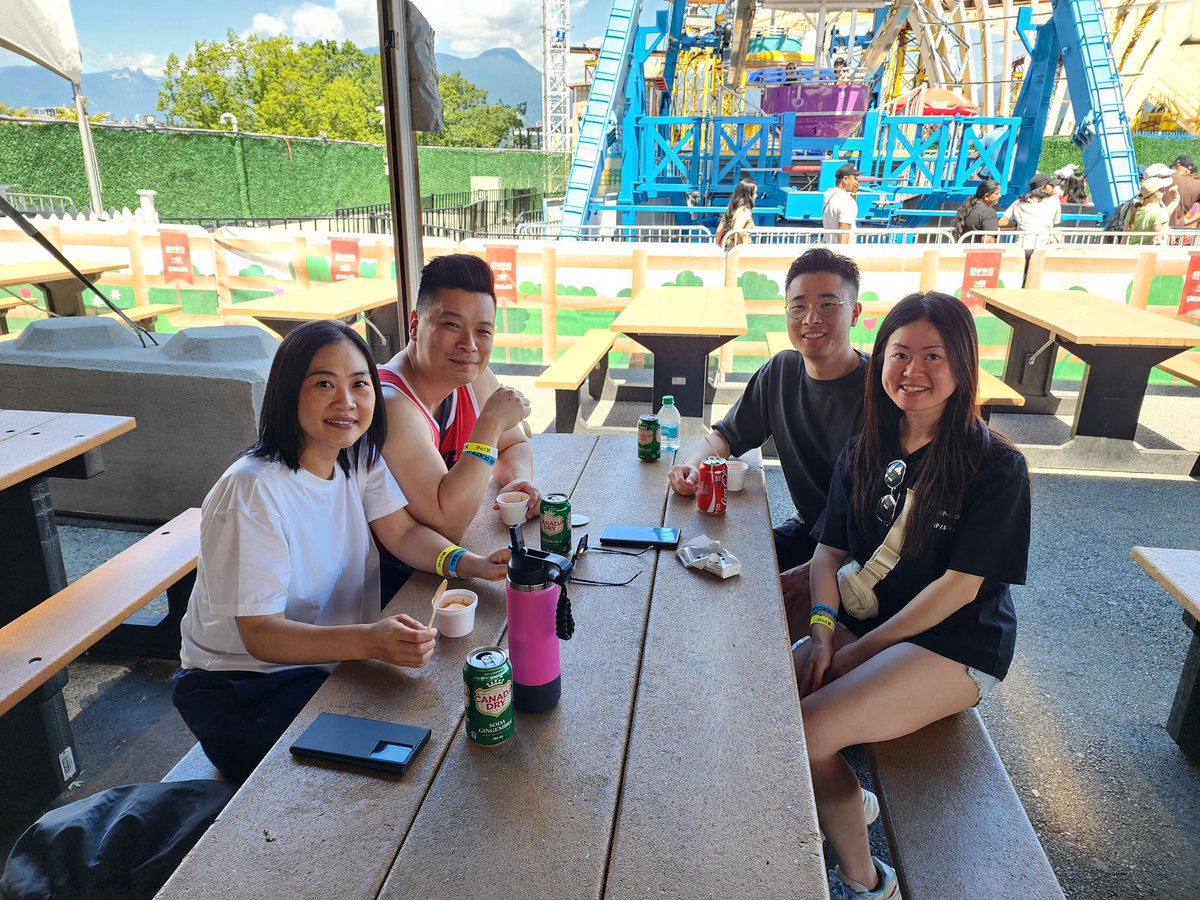 ClearlineCPA's tweet photo. Our annual Office Summer Smash was a hit. 
We spent the day at Playland with our friends and families soaking up the sun. 

A backyard style barbeque capped off the day with fresh burgers, salads, and all the summer classics. 

Great weather, great food, and even better company. https://t.co/tfQAnSValb