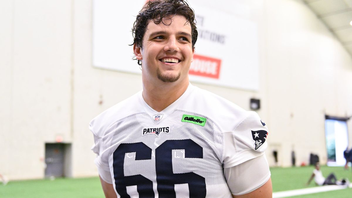 Patriots_Wire's tweet image. Projecting the New England Patriots' 53-man roster heading into 2025 training camp. patriotswire.usatoday.com/story/sports/n…