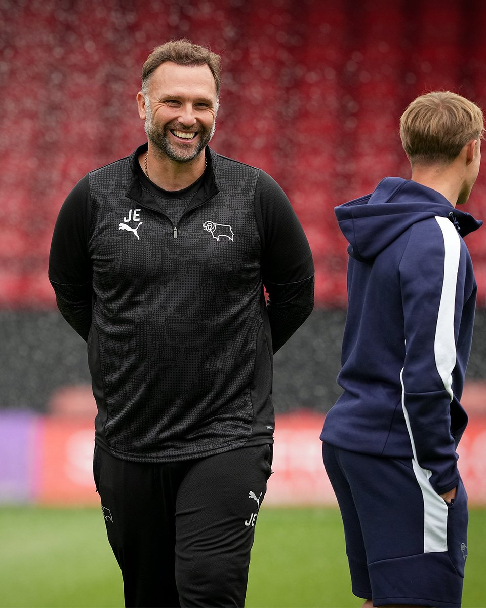 🎶 EUSTACE BARMY ARMY 🎶