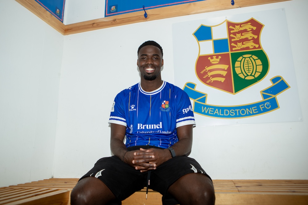 Watch our latest Stone, Omar Mussa, in action tomorrow when Championship newcomers, Charlton Athletic, visit The Vale. 

Kick off is earlier at 6.30pm. 

Tickets on sale in advance👇 
wealdstonefc.ticketco.events/uk/en/e/presea…