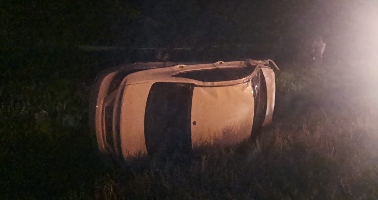 Time - 19:58
Date - 22 July 2025

Overturned Vehicle 
M19 Pinetown Bound Before Roger Sishi
Roadstar Towing On Scene 

#KZNTRAFFIC #TRAFFIC247KZN