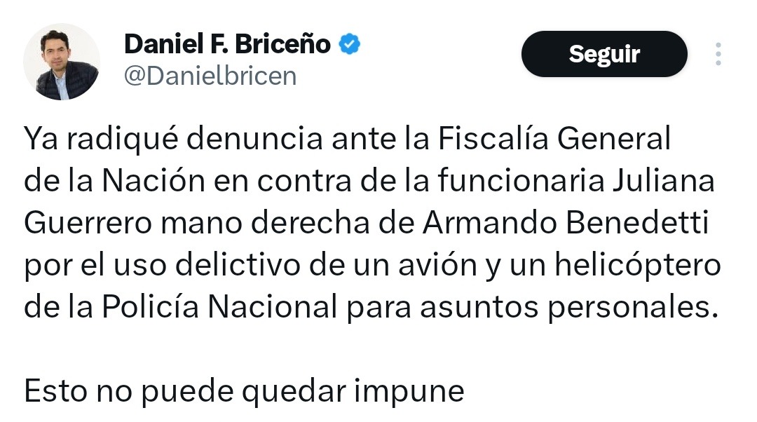 ElRoRodry's tweet image. ¿Alguien sabe si este mequetrefe ya radicó denuncia en contra de su amigo Andrés Escobar por usar una camioneta de la UNP para motelear?