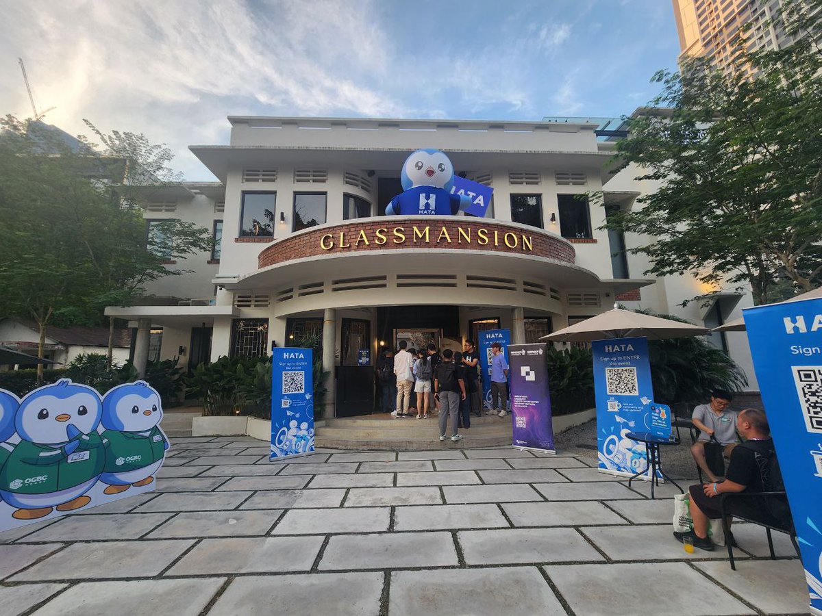 ckkeths's tweet image. Out of all the side events at @MalaysiaBCW , the one that really stood out to me was the @pudgymalaysia event -Pengu Hideout Hata Mansion.
Even though I only attended that one, I could clearly feel how much effort the organizers put in. Everything was super thoughtful — from…