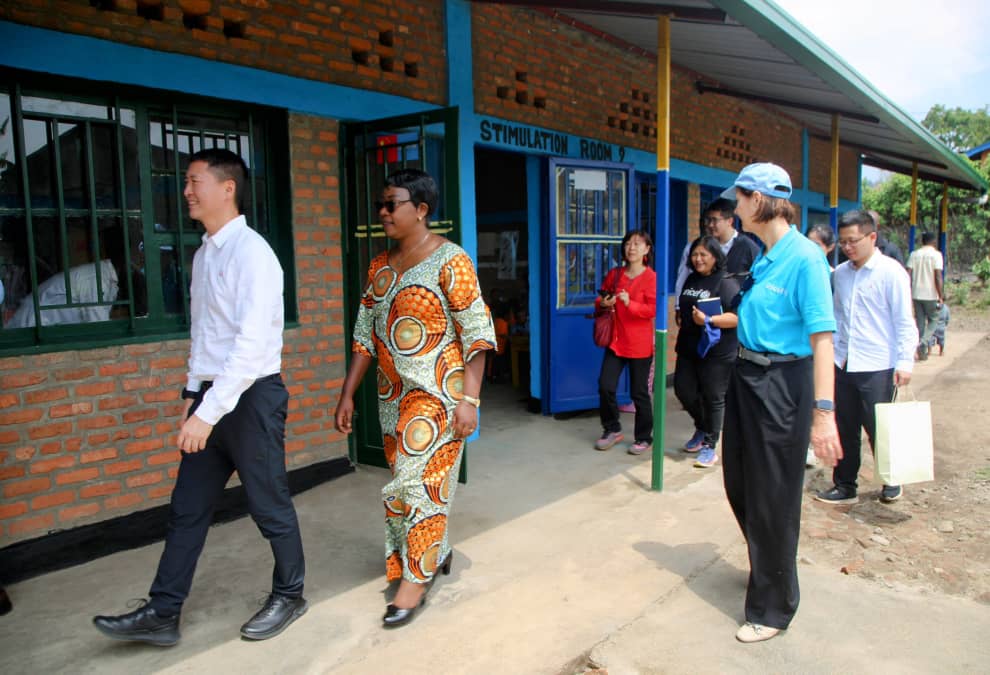 Burera District (@bureradistrict) on Twitter photo Today, the Mayor of Burera District, <a href="/MukamanaSoline/">MUKAMANA Soline/Mayor BURERA District</a> welcomed H.E. Gao Wenqi, Ambassador of the People's Republic of China to Rwanda and Lieke van de Wiel , Representative of @UNICEFRwanda for an official visit to the Cyanika Cross-border Early Childhood Development (ECD) Centre. Today, the Mayor of Burera District, <a href="/MukamanaSoline/">MUKAMANA Soline/Mayor BURERA District</a> welcomed H.E. Gao Wenqi, Ambassador of the People's Republic of China to Rwanda and Lieke van de Wiel , Representative of @UNICEFRwanda for an official visit to the Cyanika Cross-border Early Childhood Development (ECD) Centre.
