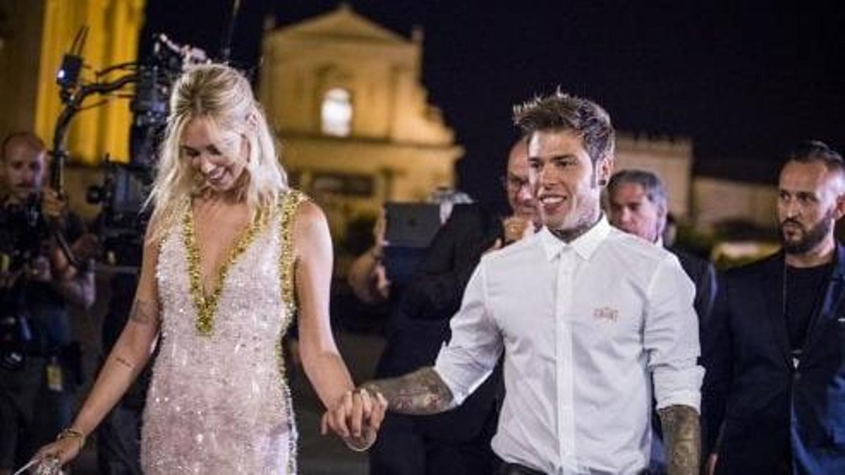 rep_milano's tweet image. Ferragnez, emessa la sentenza di divorzio congiunto: i figli affidati a entrambi milano.repubblica.it/cronaca/2025/0…